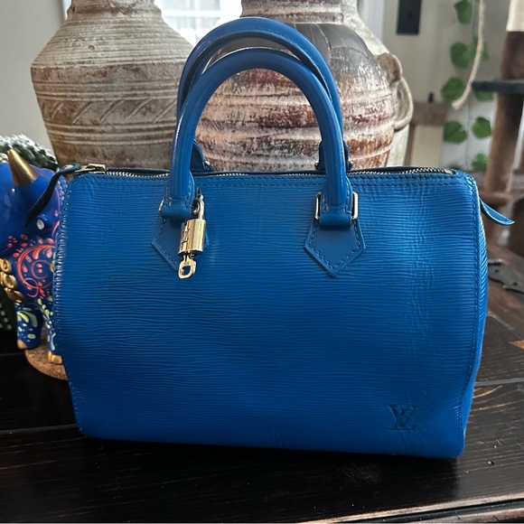 Authentic LV Blue Epi Leather Speedy 25 with padlock - Picture 1 of 8